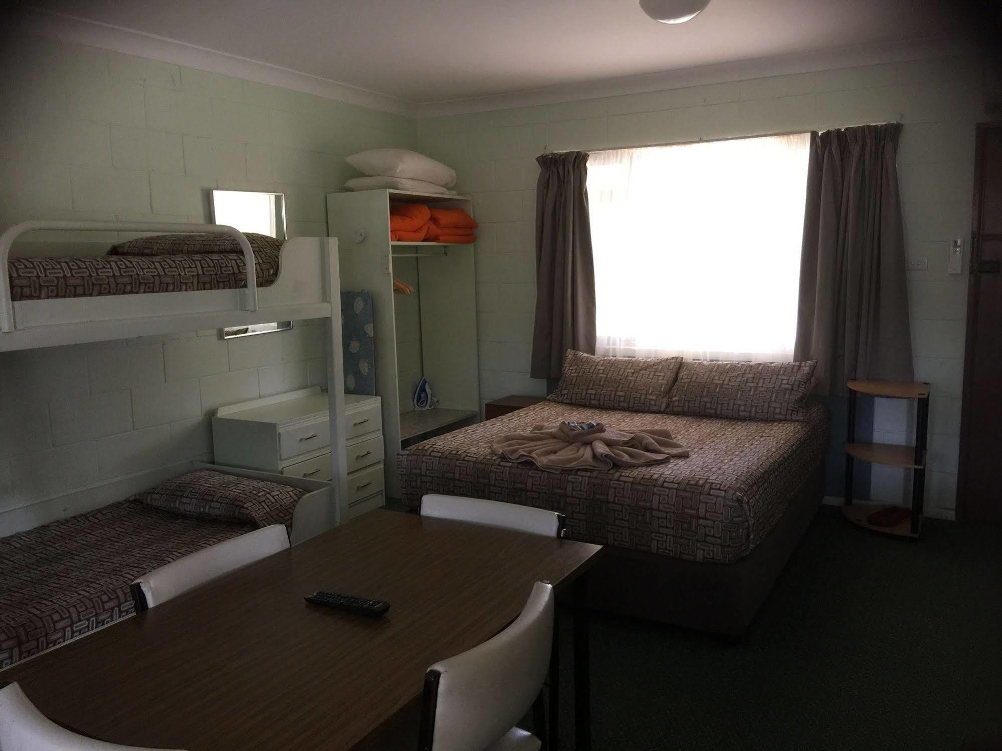 קונאבאראבן Warrumbungles Mountain Motel מראה חיצוני תמונה
