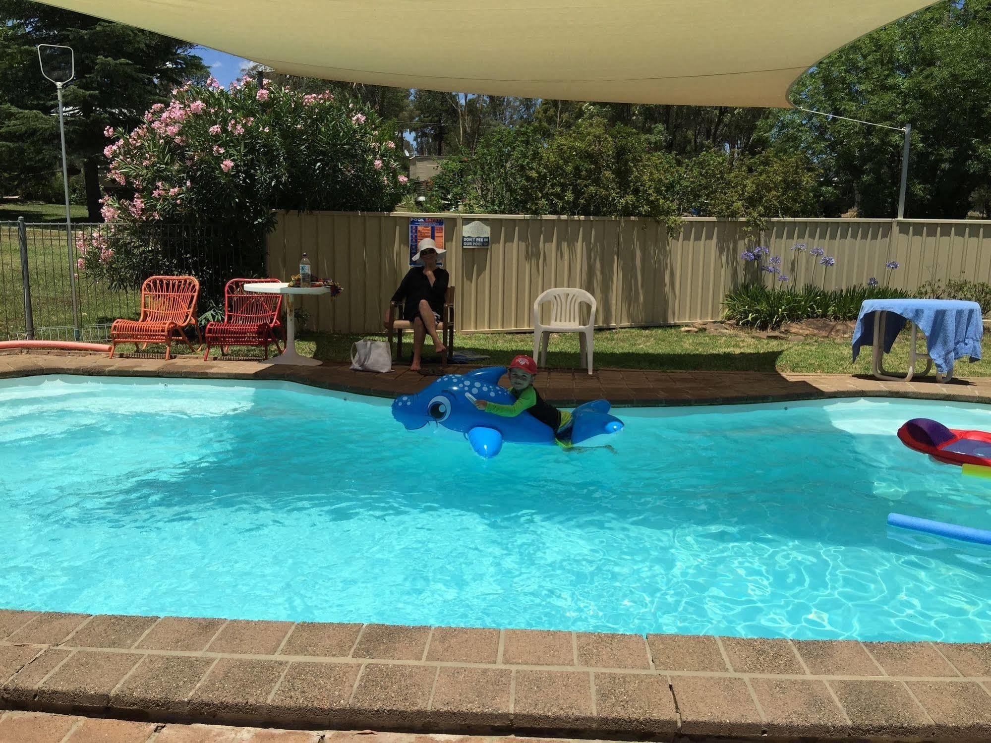 קונאבאראבן Warrumbungles Mountain Motel מראה חיצוני תמונה