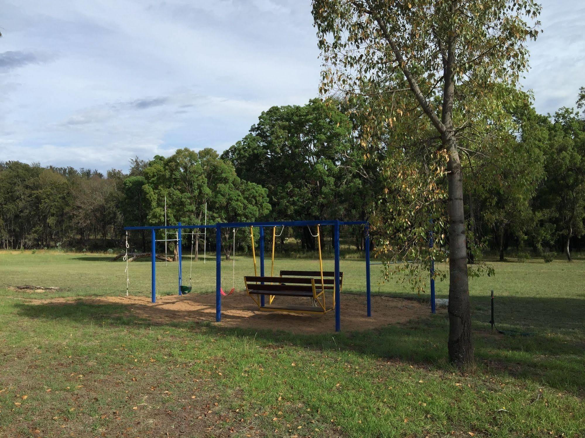 קונאבאראבן Warrumbungles Mountain Motel מראה חיצוני תמונה