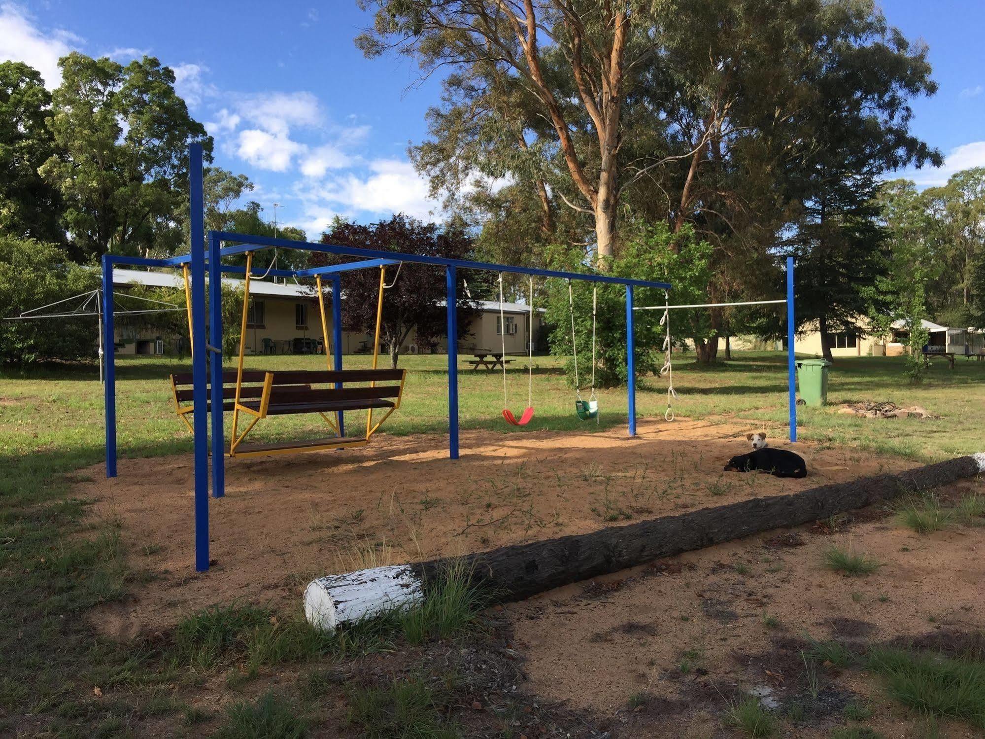 קונאבאראבן Warrumbungles Mountain Motel מראה חיצוני תמונה